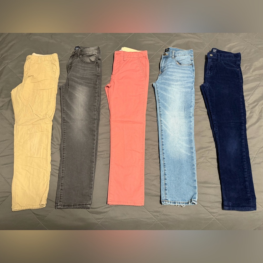 Set of Five Stylish Pants in Various Colours Gap Size 10 (L) Boys